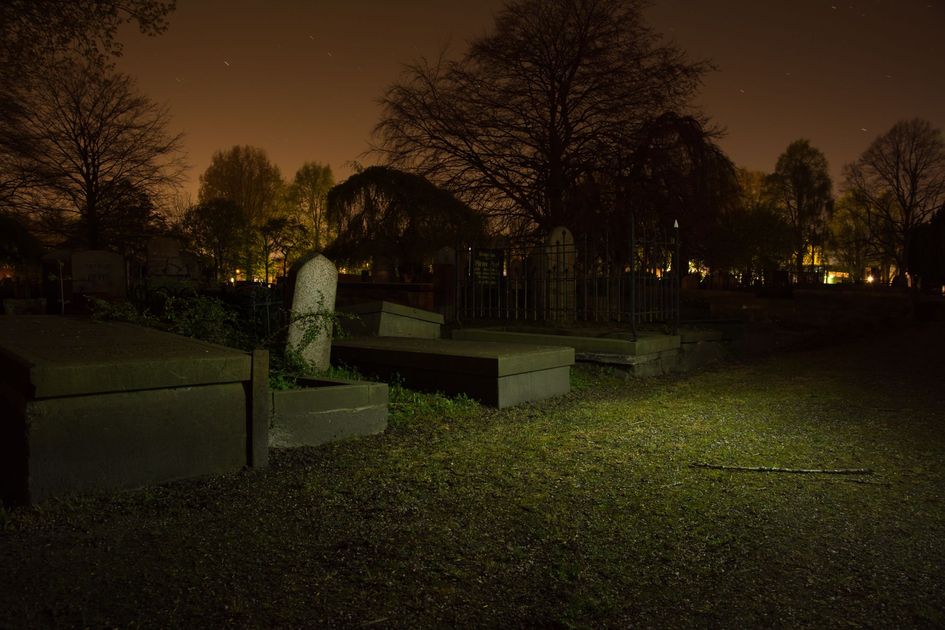 Trujillo: más de 250 personas vivieron una noche misteriosa en el cementerio Miraflores